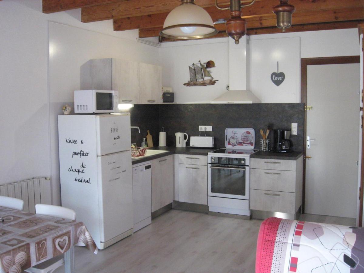 Gite Le Cozillon Cozes Exterior photo