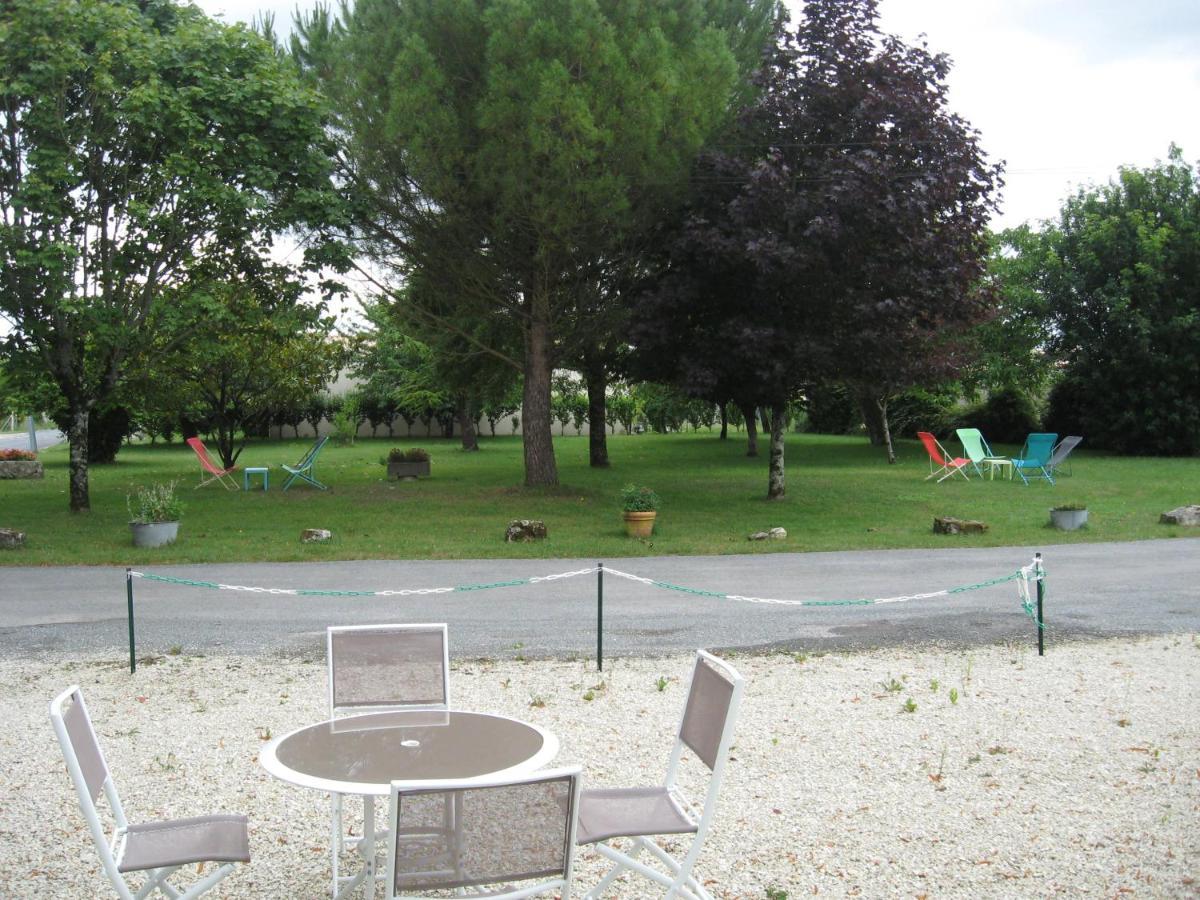 Gite Le Cozillon Cozes Exterior photo
